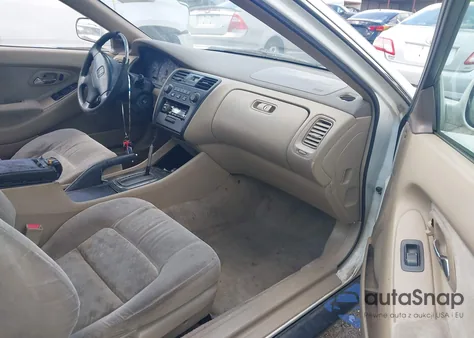 2001 Honda Accord 3.0 Lx из США, поврежденный, VIN 1HGCG22491A026050